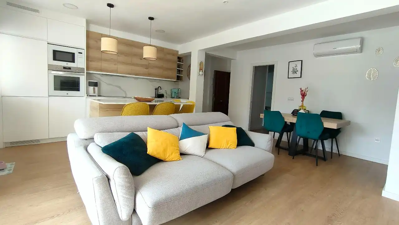 Piso con ascensor en venta en Avenida de Emilio Romero 4, imagen 3