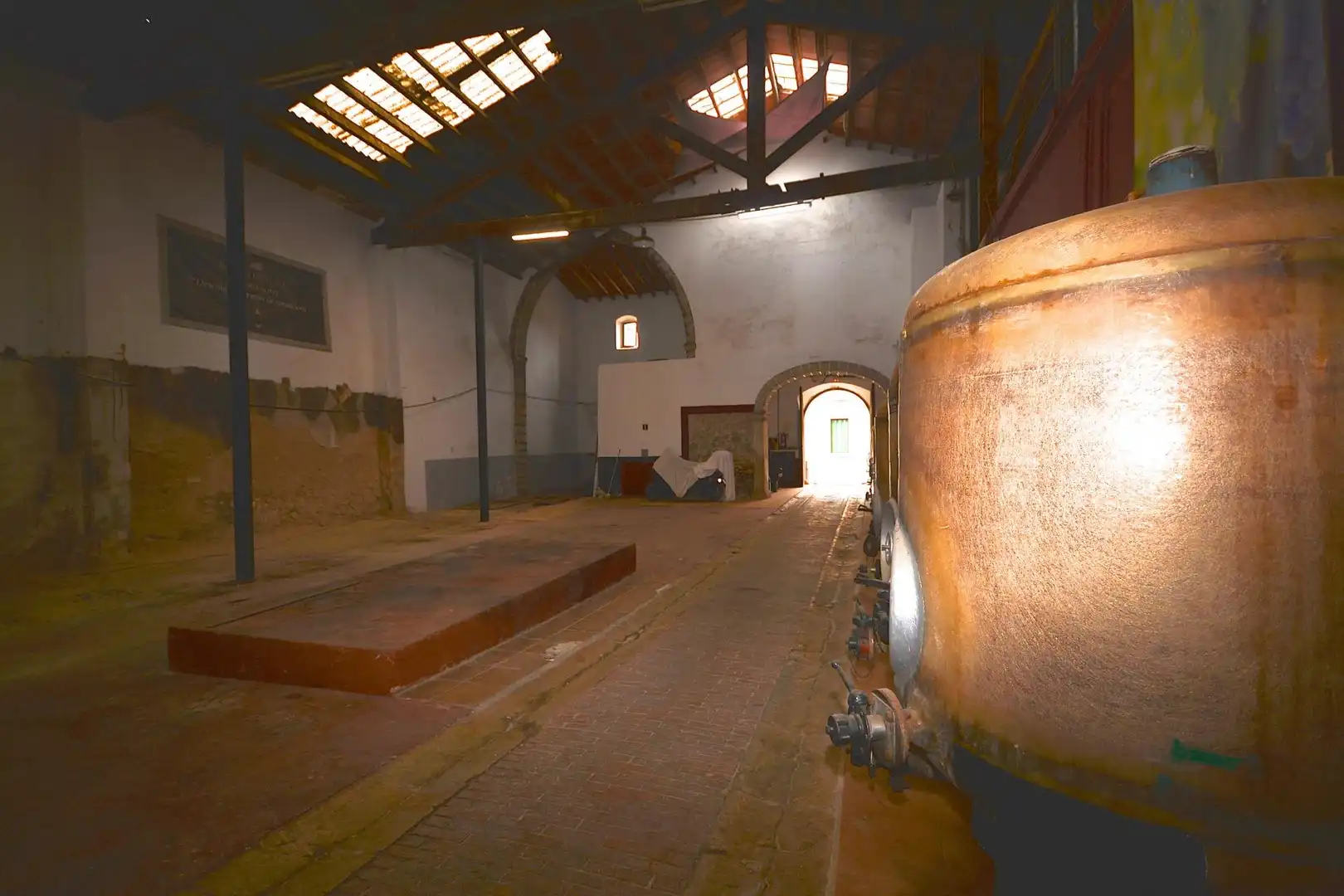 Industrial buildings for sale in Binissalem