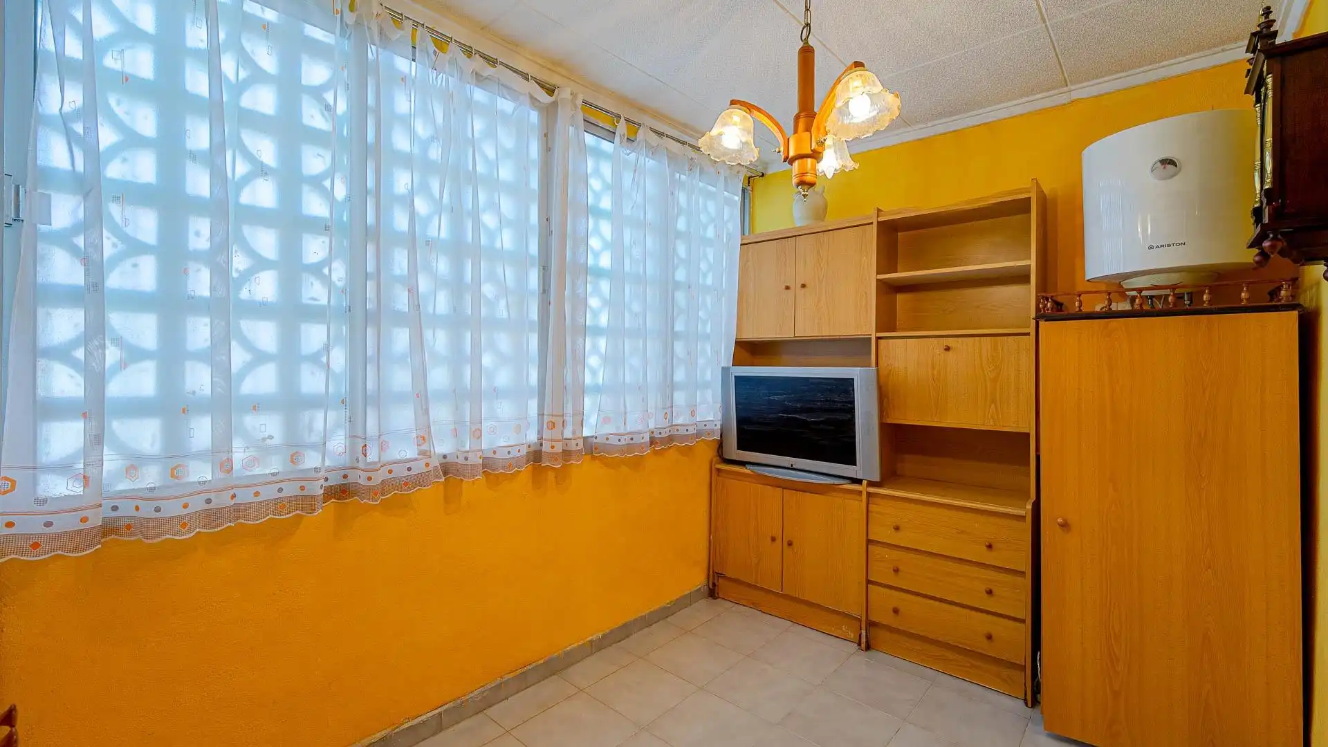 Dormitori de Casa o xalet en venda en Torrevieja amb Jardí privat