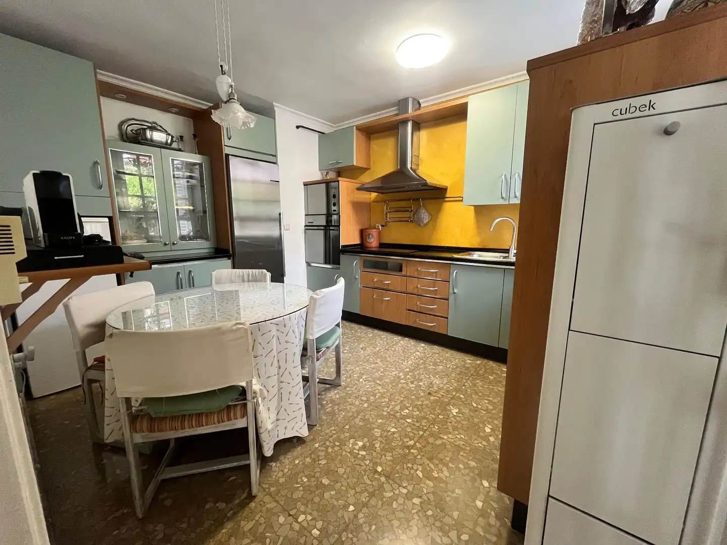 Kitchen of Houses for sale in Sevilla  with Air Conditioner, Heating and Private garden