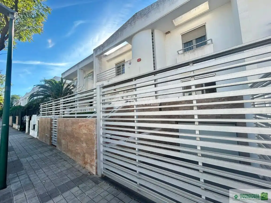 Casa pareada en venta en Nuevo Parque