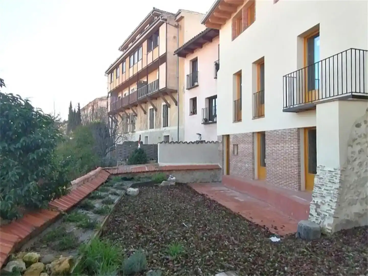 Außenansicht von Maisonette zur Miete in Segovia Capital mit Balkon