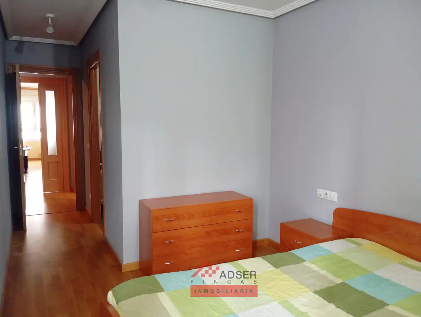Habitación de Piso en venta en Lardero con Calefacción, Parquet y Trastero