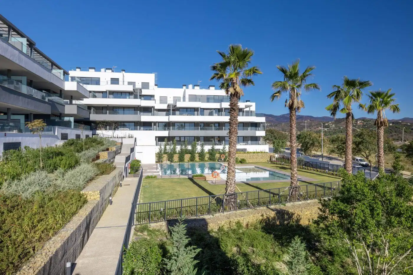 Apartament amb piscina en venda a Estepona Pueblo