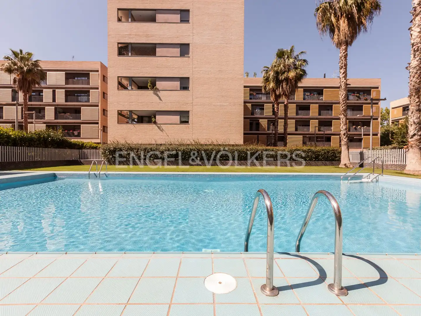 Piscina de Piso de alquiler en Sant Cugat del Vallès con Calefacción, Jardín privado y Trastero