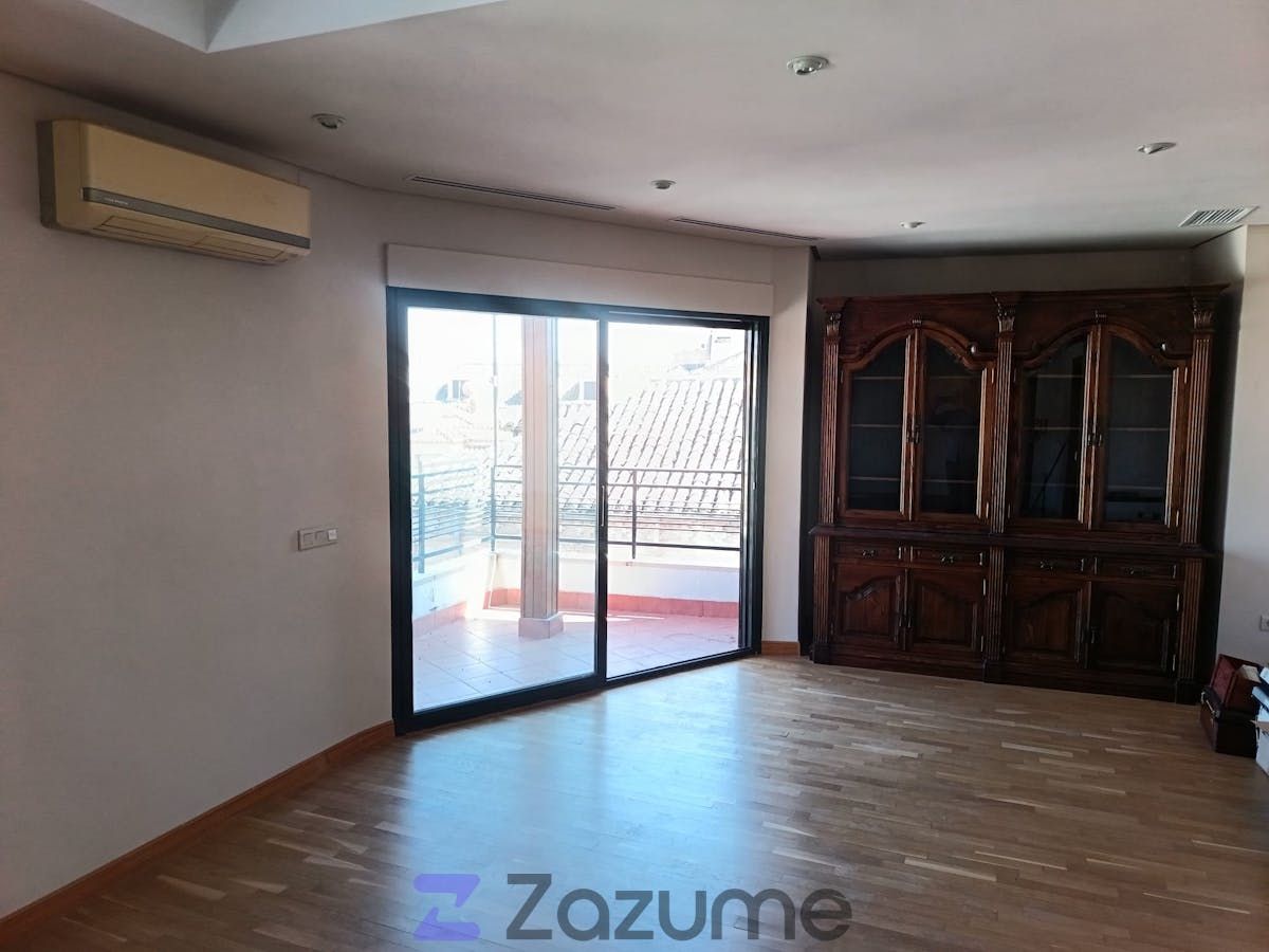 Bedroom of Flat to rent in Torrijos  with Air Conditioner, Heating and Parquet flooring