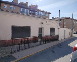 Vista exterior de Casa o xalet en venda en Humanes de Madrid amb Jardí privat i Traster