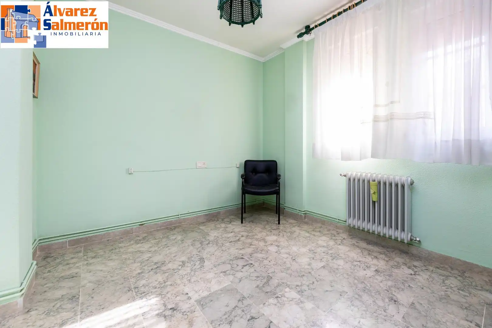 Dormitori de Casa o xalet en venda en Albolote amb Calefacció, Jardí privat i Terrassa