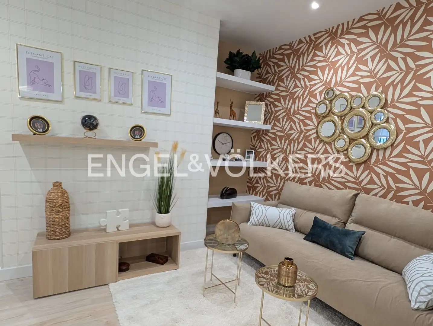 Living room of Flat for sale in  Madrid Capital  with Air Conditioner and Heating