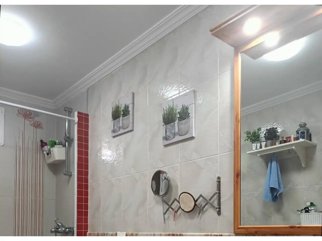 Badezimmer von Dachboden zum Verkauf in Tacoronte mit Privatgarten, Terrasse und Abstellraum