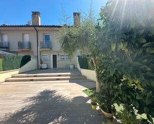 Garden of Single-family semi-detached for sale in Girona Capital  with Air Conditioner, Terrace and Balcony