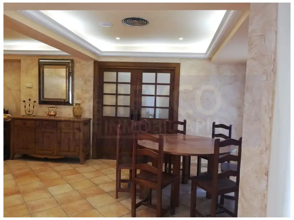 Comedor de Local en venta en Sotés