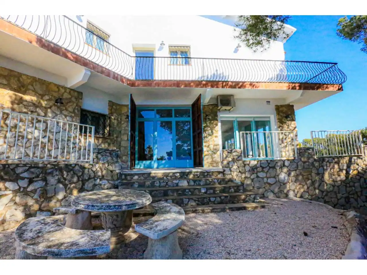 Garden of Houses for sale in Salou  with Air Conditioner, Heating and Private garden