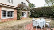 Jardí de Casa o xalet en venda en Sant Just Desvern amb Aire condicionat, Calefacció i Jardí privat