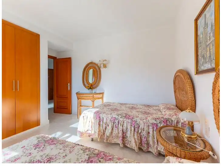 Dormitori de Apartament en venda en Gandia amb Terrassa i Moblat