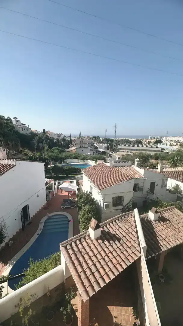 Vista exterior de Casa adosada en venta en Nerja