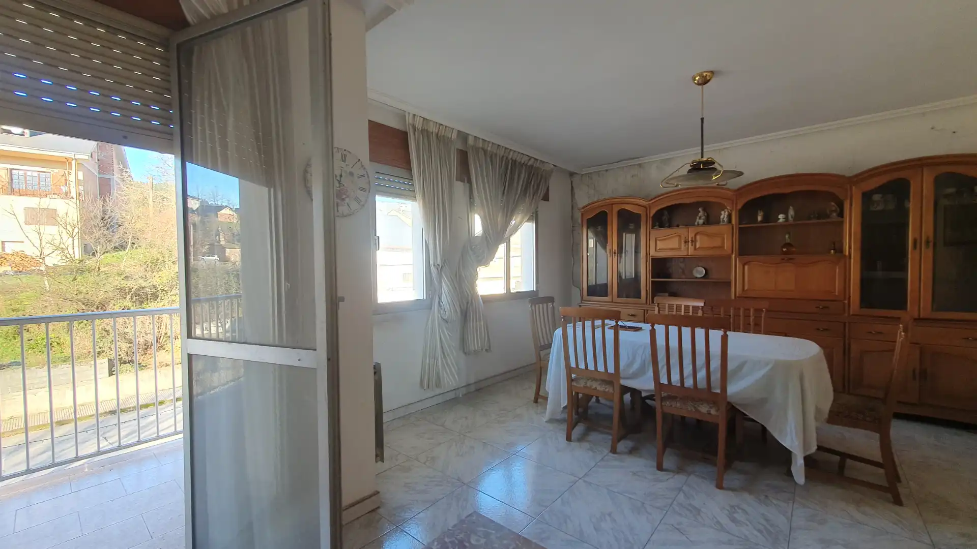 Menjador de Casa o xalet en venda en Vega de Espinareda amb Calefacció, Jardí privat i Terrassa