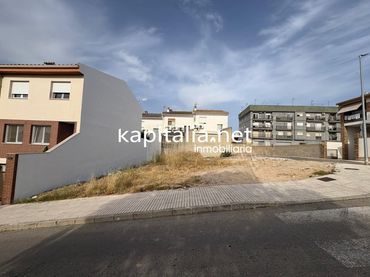 Terreno residencial en venta en Calle de San Roque 102
