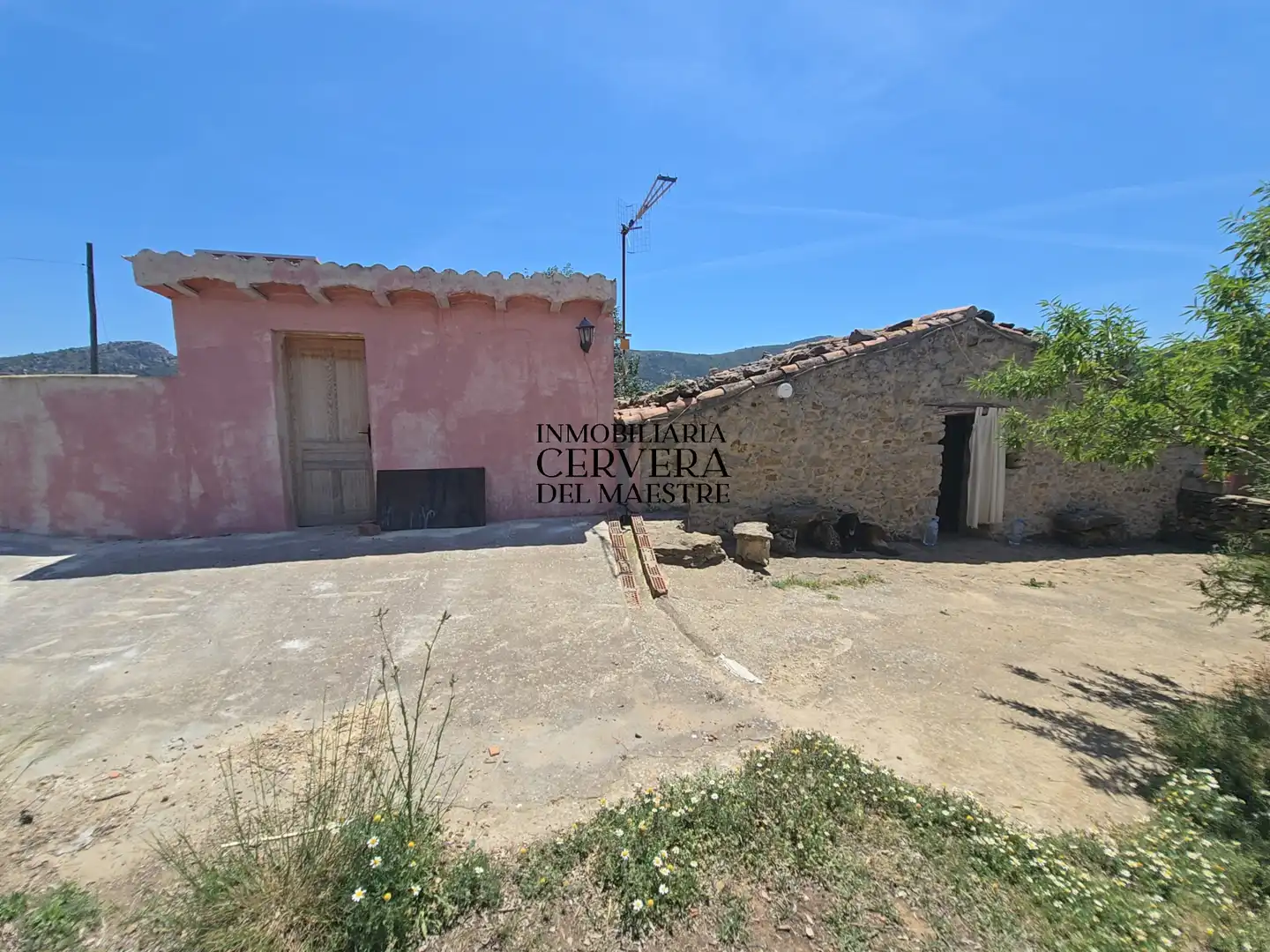 Houses for sale in La Torre d'en Besora