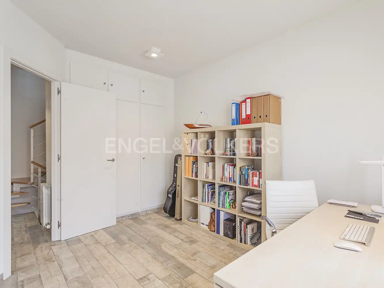 Habitación de Piso en venta en Sabadell con Aire acondicionado, Calefacción y Jardín privado