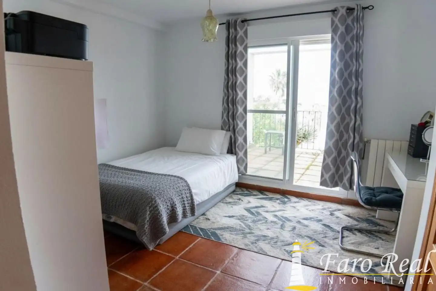 Dormitori de Casa o xalet en venda en Sanlúcar de Barrameda amb Aire condicionat, Jardí privat i Terrassa