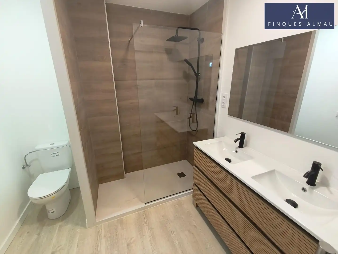 Badezimmer von Erdgeschoss zum Verkauf in Centre Vila 