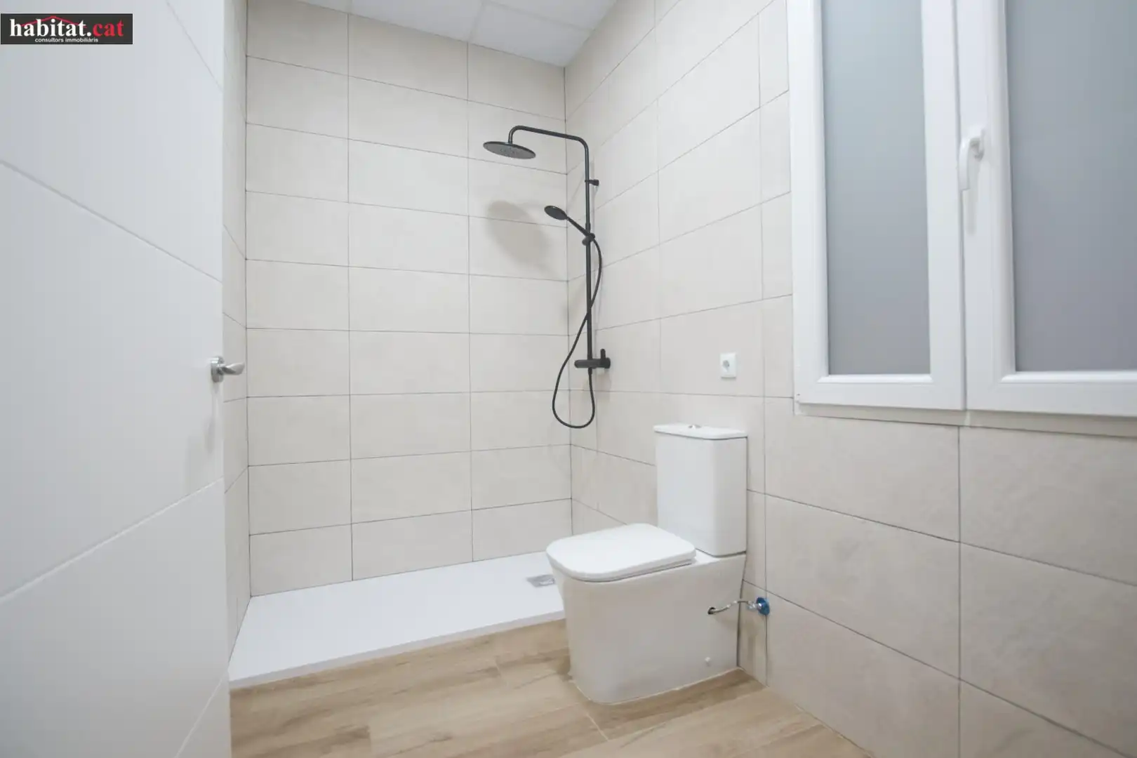 Baño de Piso en venta en Vilanova i la Geltrú con Calefacción, Parquet y Terraza