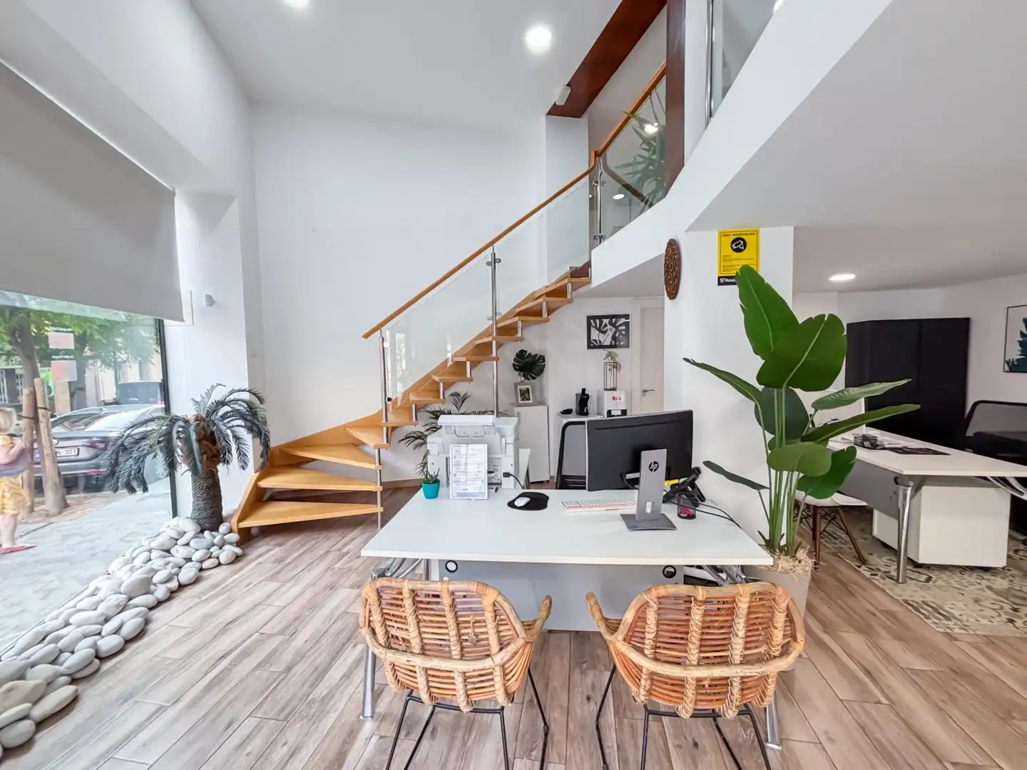 Office for rent in Pla - Carolinas