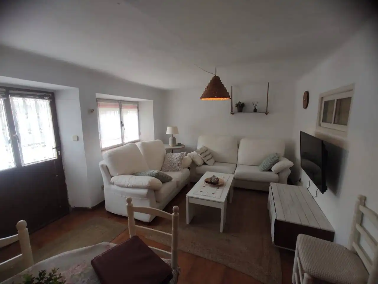 Sala d'estar de Casa o xalet de lloguer en Garganta de los Montes amb Calefacció i Moblat