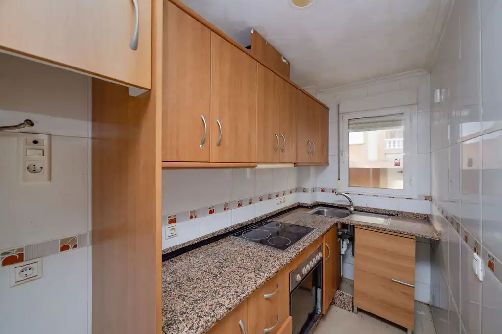 Piso en venta en C/ Bergatín, Avenida Habaneras - Curva de Palangre