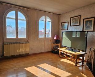 Living room of Single-family semi-detached for sale in Castelldefels  with Heating, Private garden and Parquet flooring