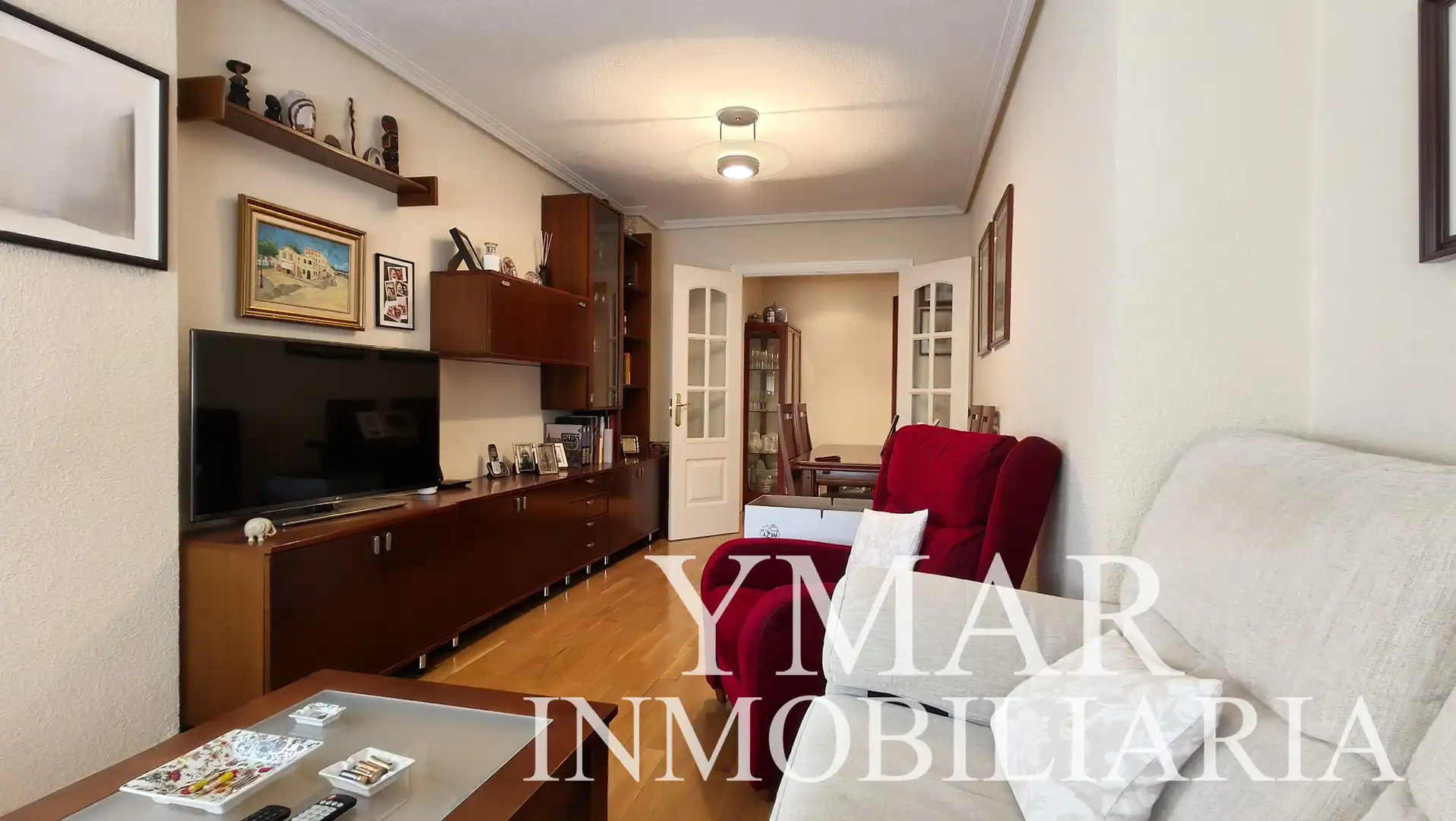 Living room of Flat for sale in Móstoles  with Air Conditioner, Heating and Parquet flooring