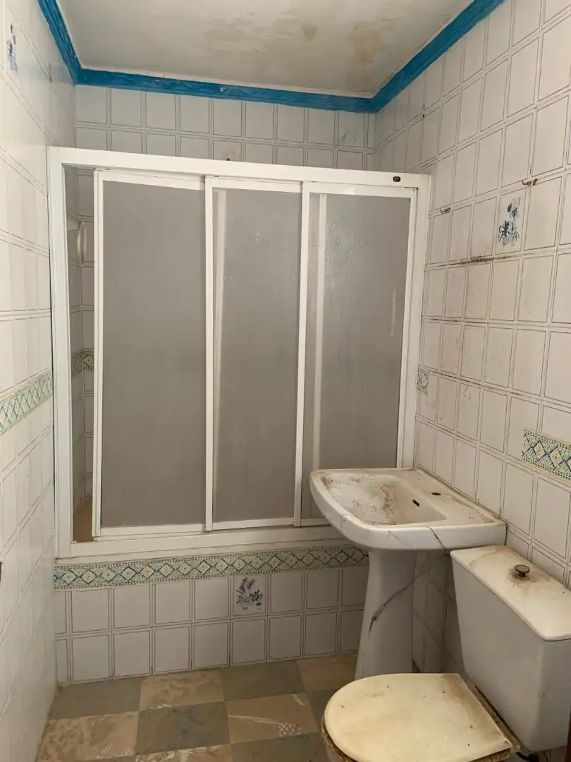 Bathroom of Flat for sale in Tobarra  with Storage room and Balcony