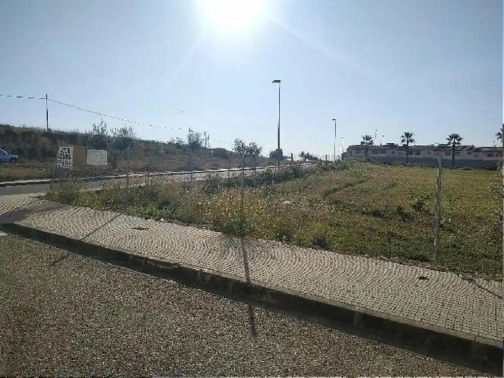Terreny residencial en venda a Joan Miró, imagen 2