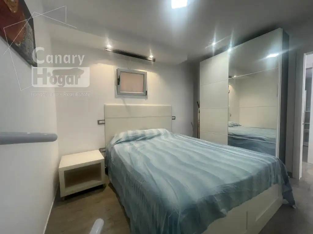 Bedroom of Apartments for sale in Arona