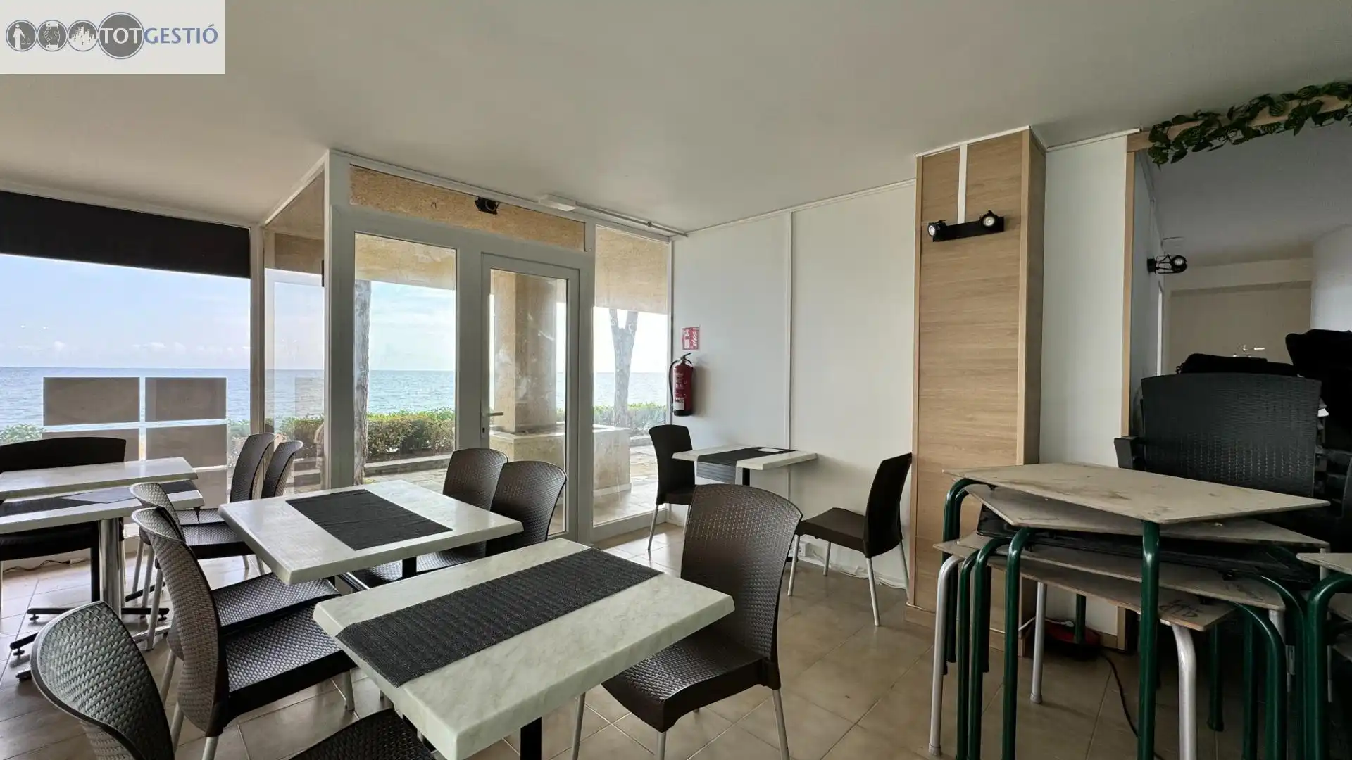 Local comercial en venta en Passeig Passeig MARITIM, imagen 7