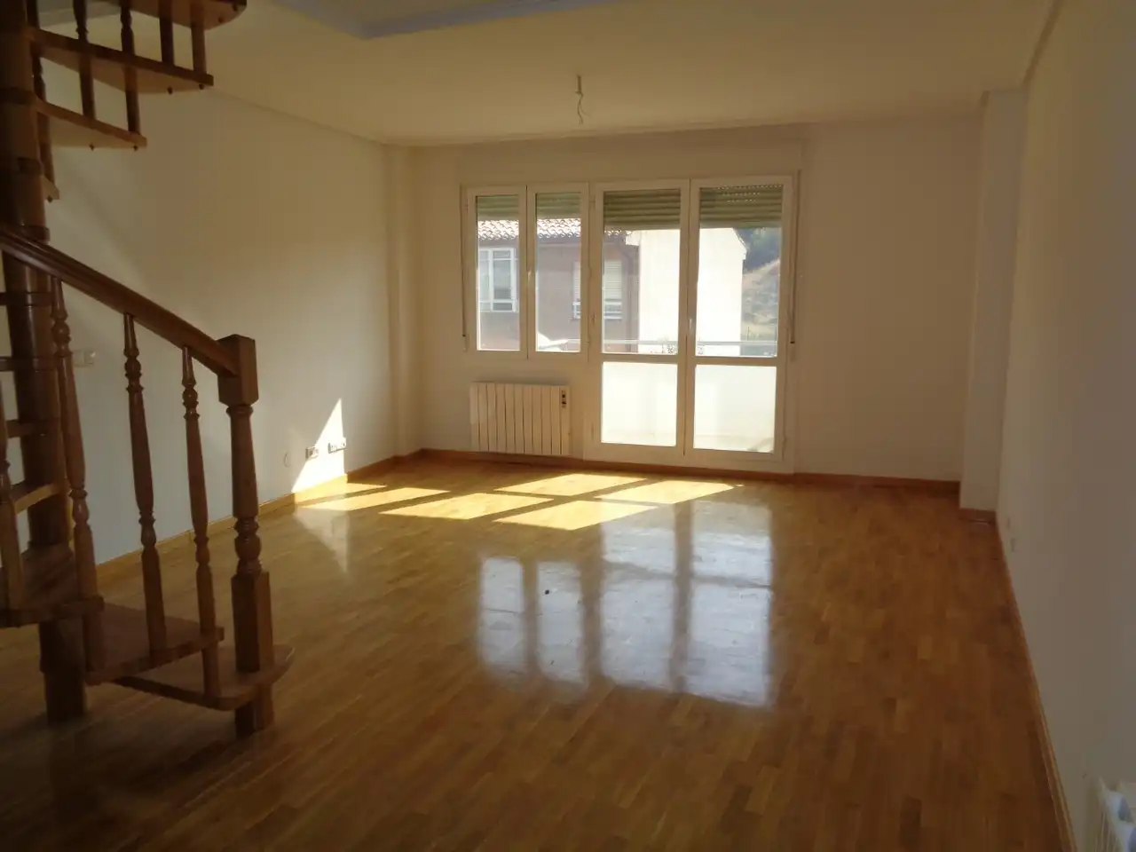 Wohnzimmer von Maisonette zum Verkauf in Haro mit Heizung, Terrasse und Abstellraum
