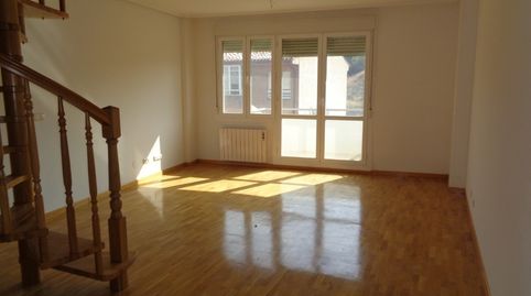 Foto 5 de Dúplex en venda a Calle Linares Rivas, Haro, La Rioja