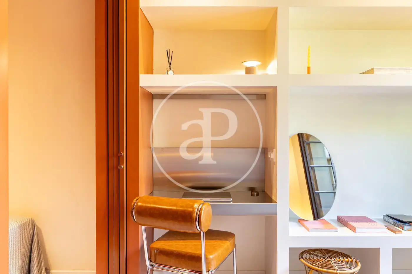 Flat for sale in Barcelona  with Air Conditioner, Heating and Furnished