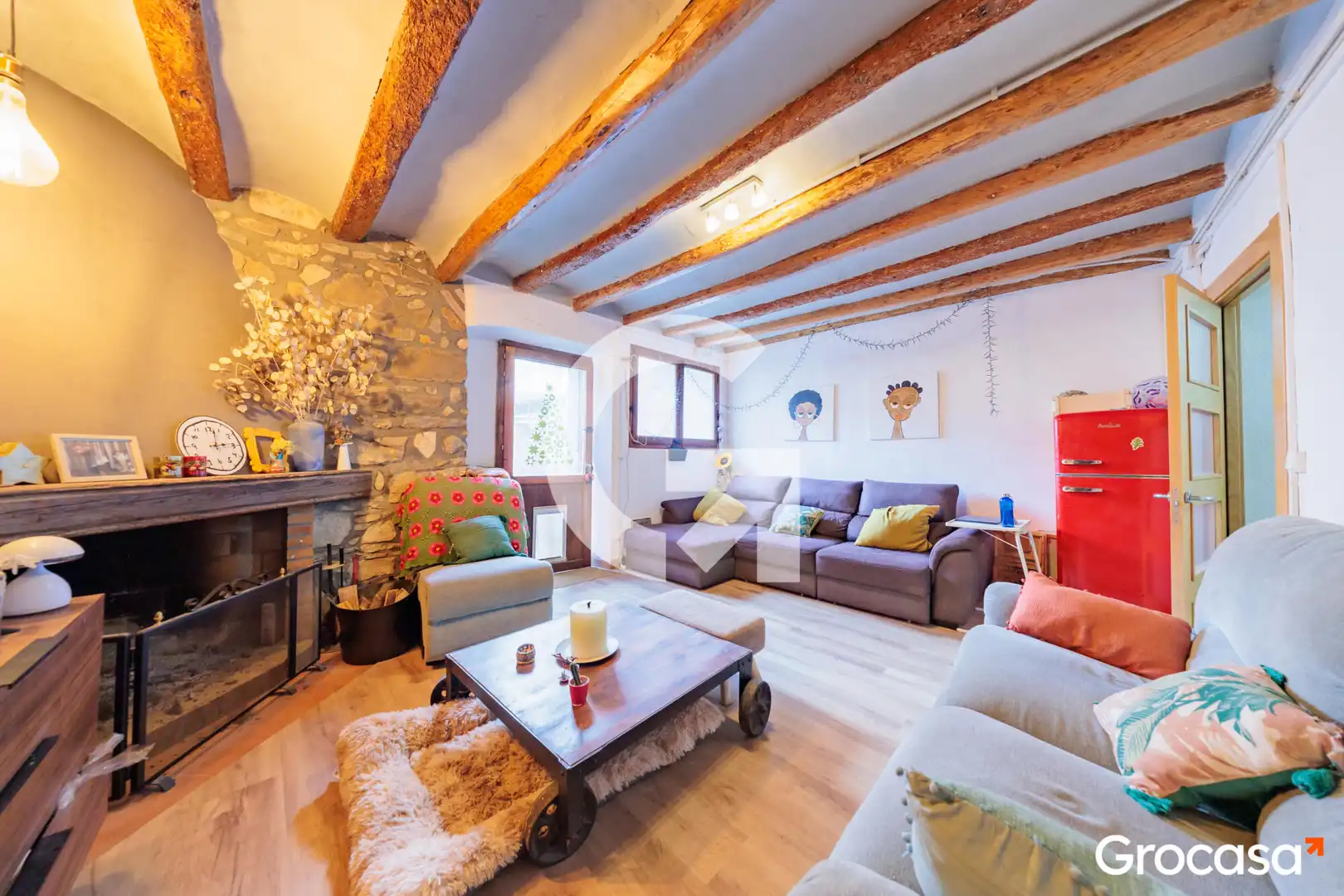 Sala d'estar de Casa o xalet en venda en Vimbodí i Poblet amb Aire condicionat, Calefacció i Jardí privat