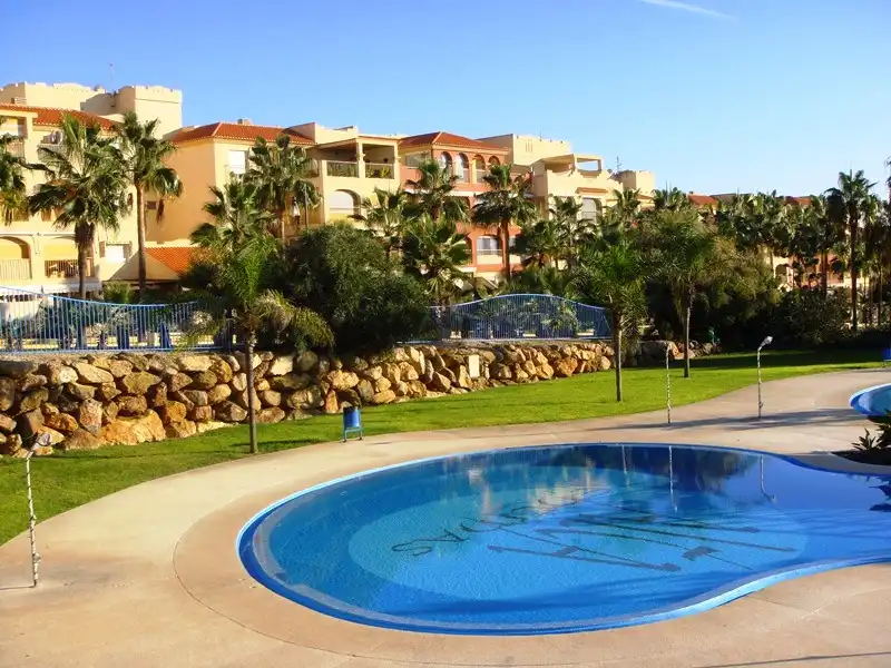 Apartamento con piscina en venta en Calle a Glaucio, imagen 4