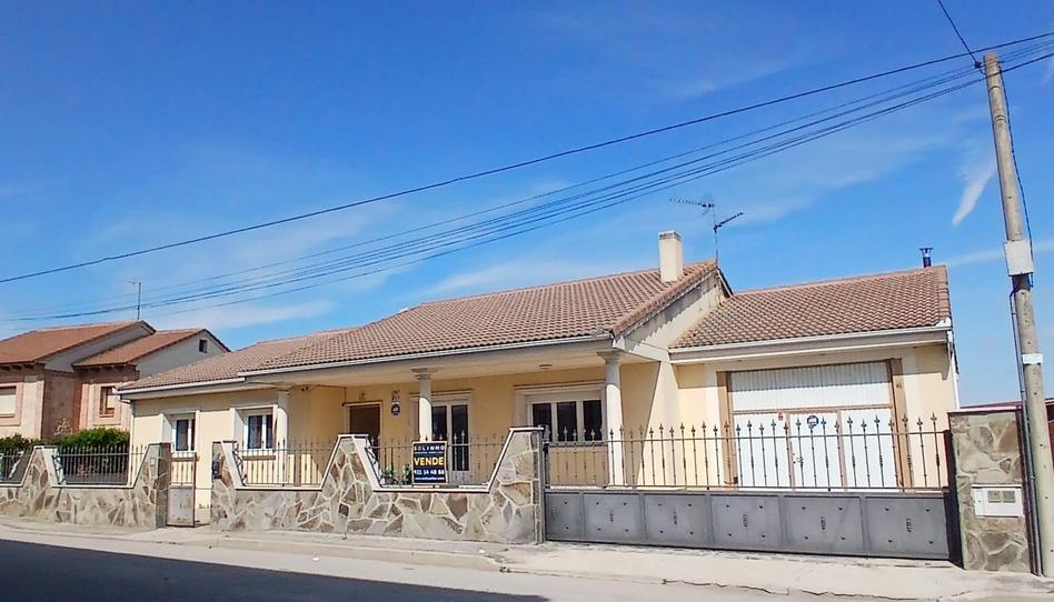 Photo 1 of House or chalet for sale in Calle Sanchonuño, 27, Gomezserracín, Segovia