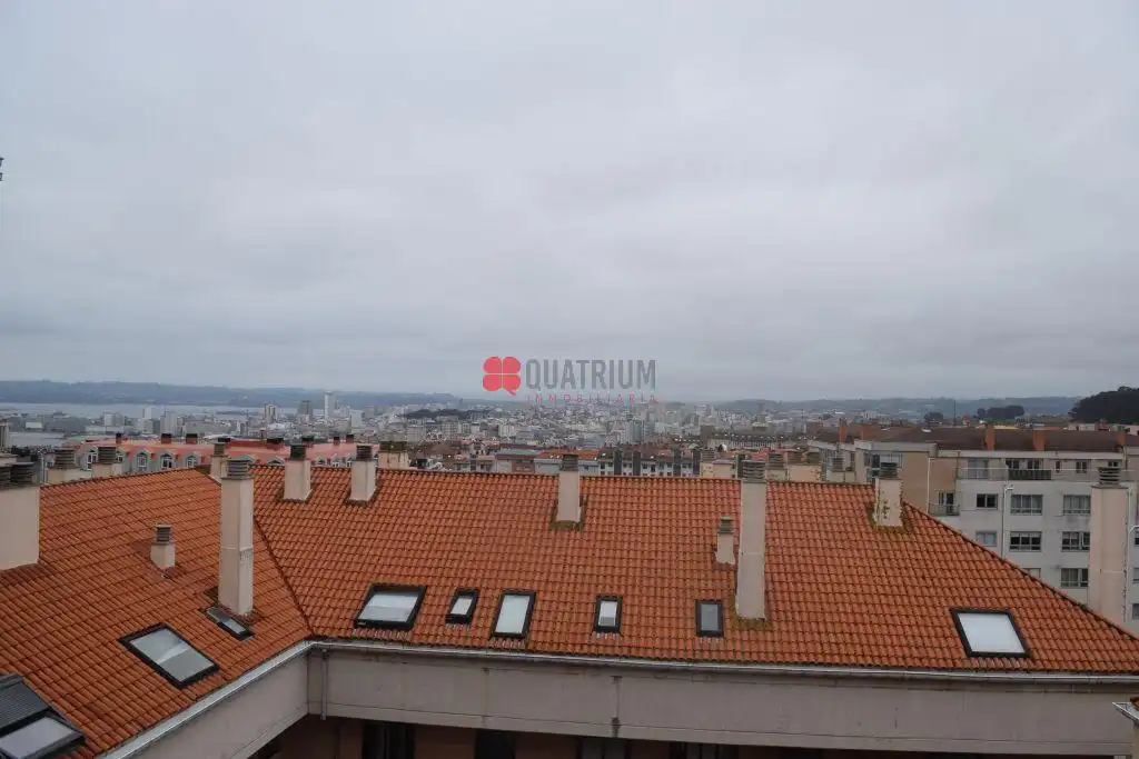 Terrassa de Dúplex en venda en A Coruña Capital  amb Calefacció i Traster