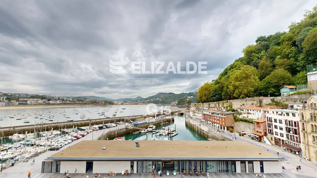 Penthouse with terrace for sale in Angel Kalea, imagen 3