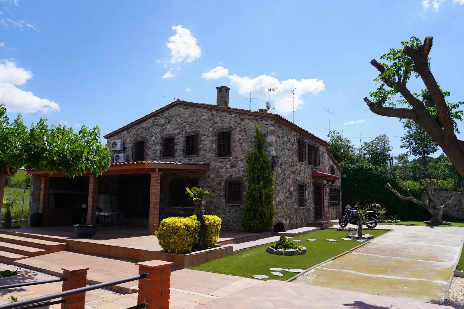 Country house zum Verkauf in Granollers mit Klimaanlage, Privatgarten und Terrasse