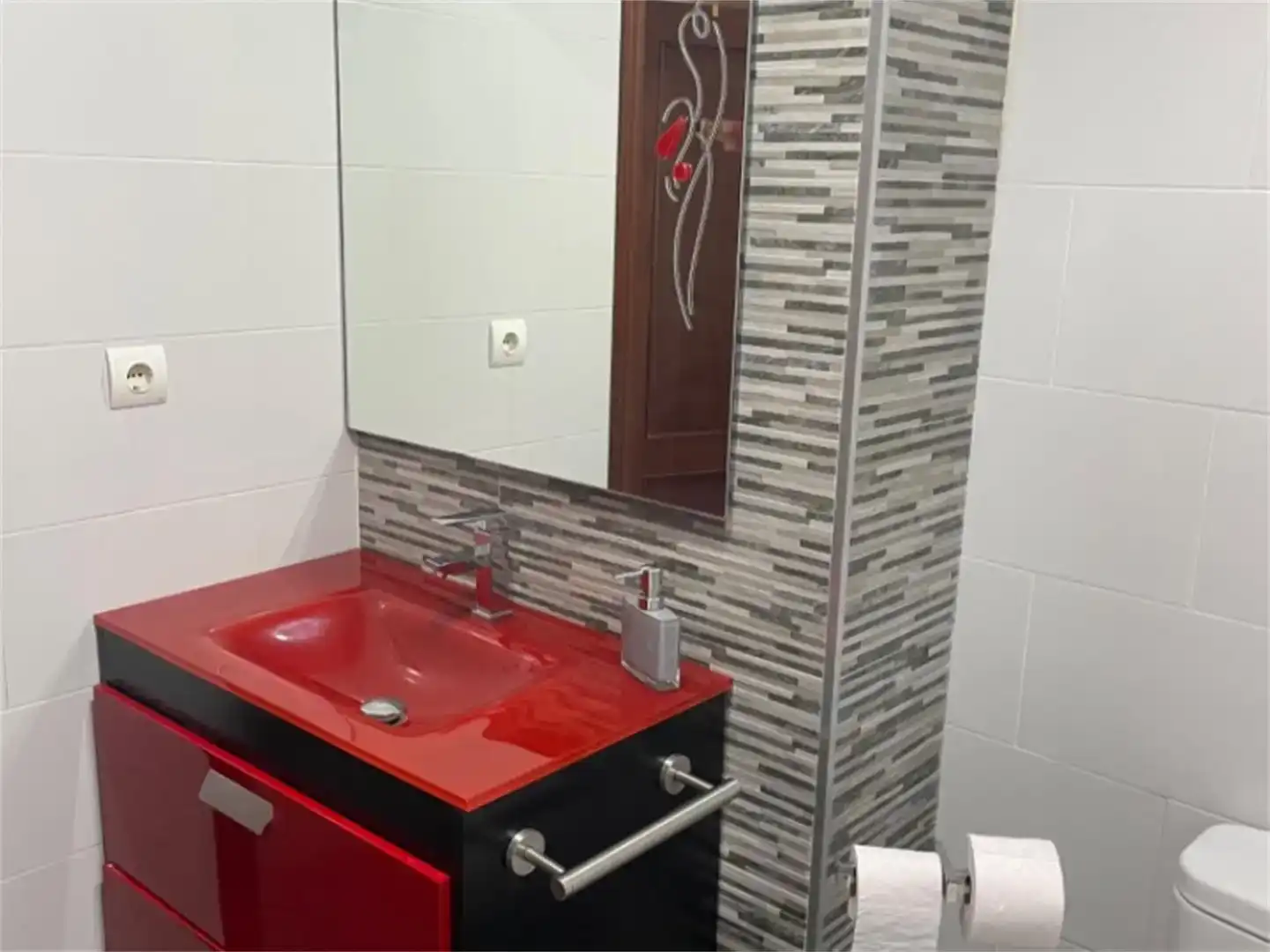 Bany de Pis en venda en Arredondo amb Traster, Piscina i Moblat