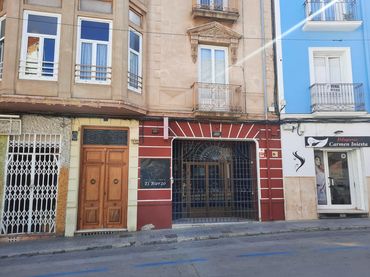 Local comercial en venda a Almansa
