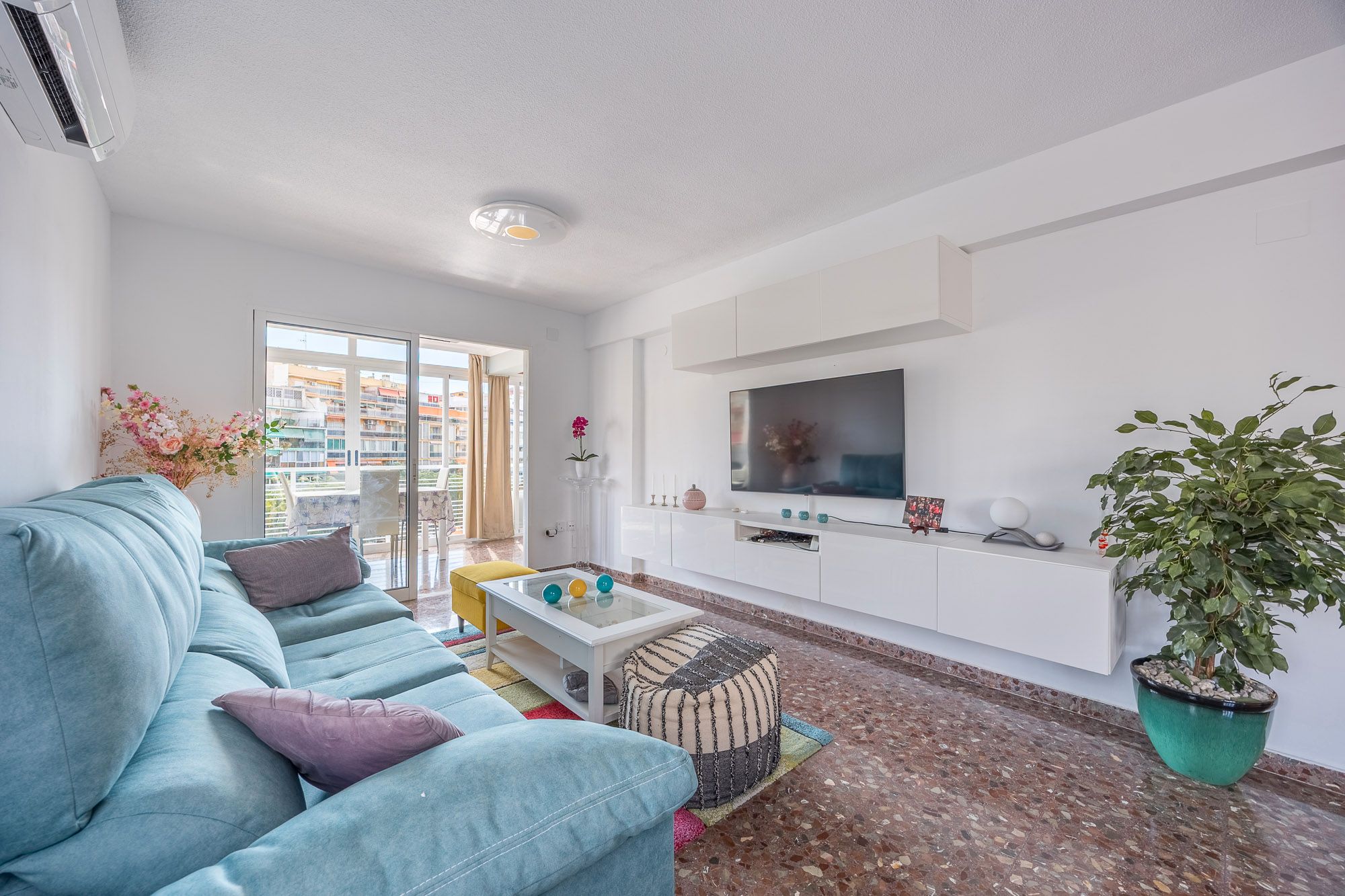 Living room of Flat for sale in Benidorm