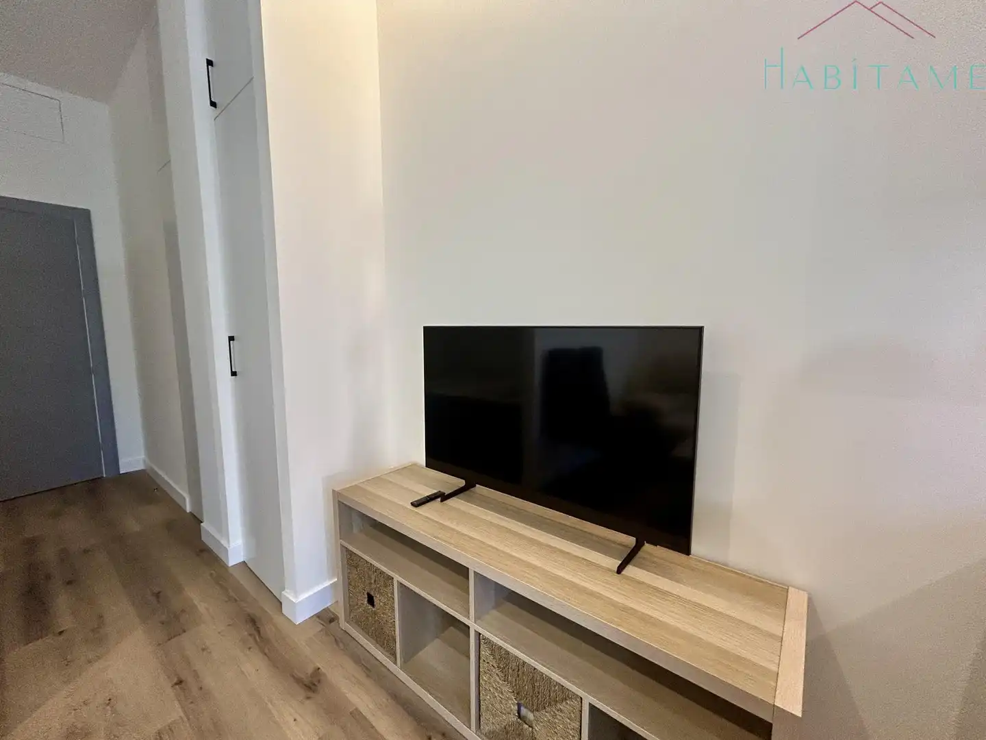 Living room of Study for rent in Genil