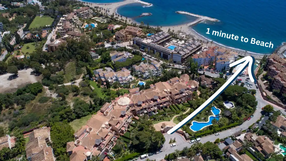 Ground floor with pool for sale in Nueva Andalucía, imagen 3
